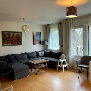 Med Udsigt Til Frederiksberg Have Lejlighed